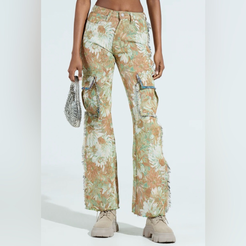 Floral Wide-Leg Cargo Pants